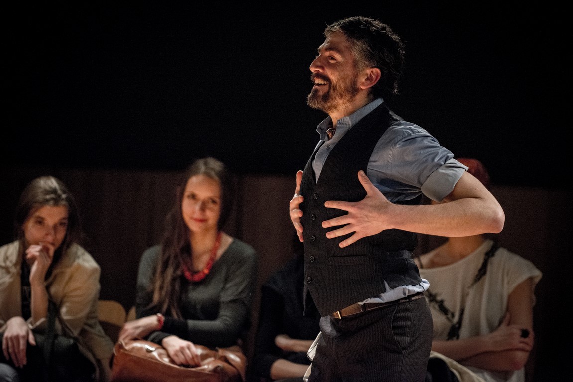 Claudio Santana Bórquez in The Drunk, Poznań, 2015, photo Maciej Zakrzewski